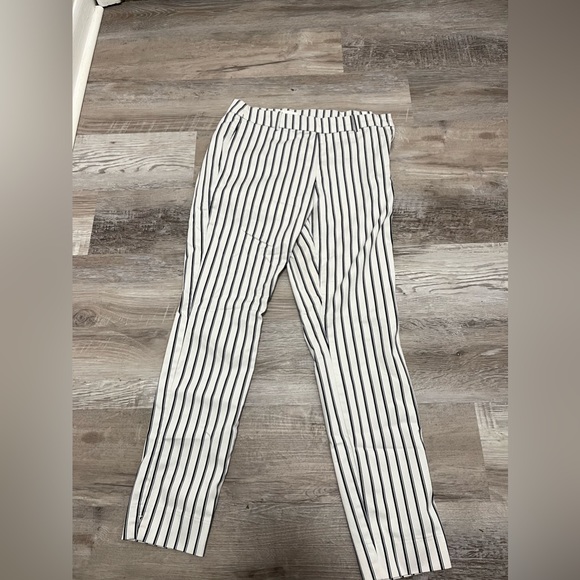 H&M black and white stripe capris - Picture 2 of 2